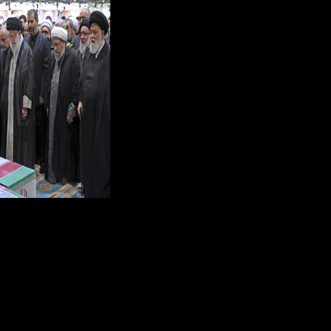 Líder supremo de Irán reza por el presidente y fallecidos en choque de helicóptero