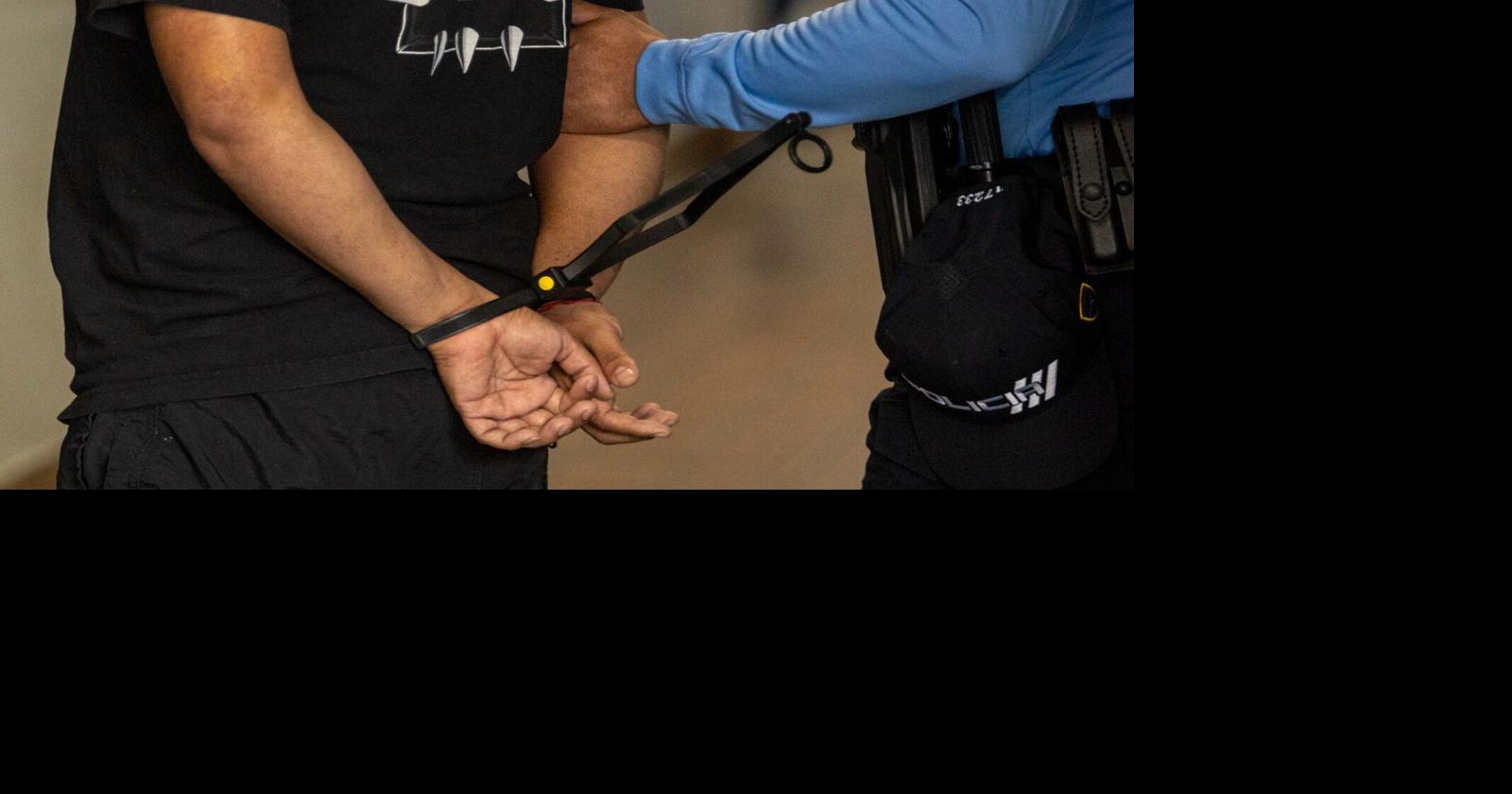 Encarcelan hombre acusado de maltratar y amenazar a adulto mayor en Aguada