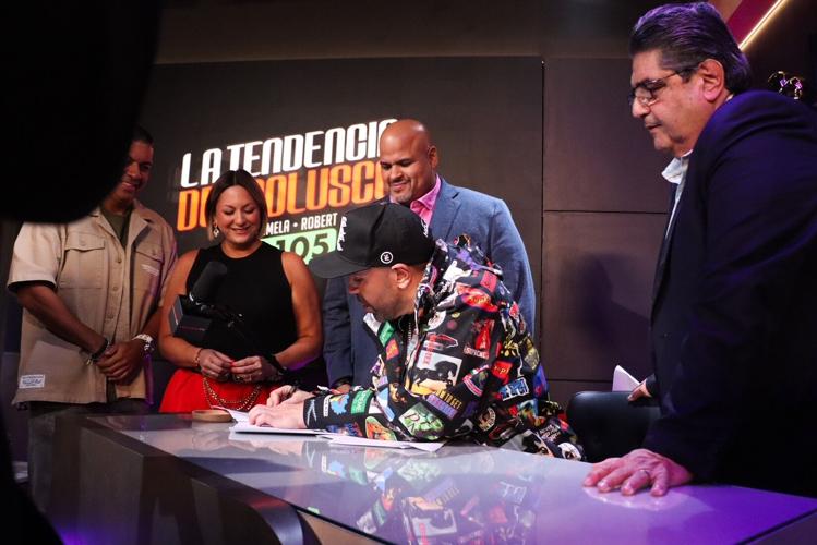 La Tendencia de Molusco estrena en KQ 105 FM