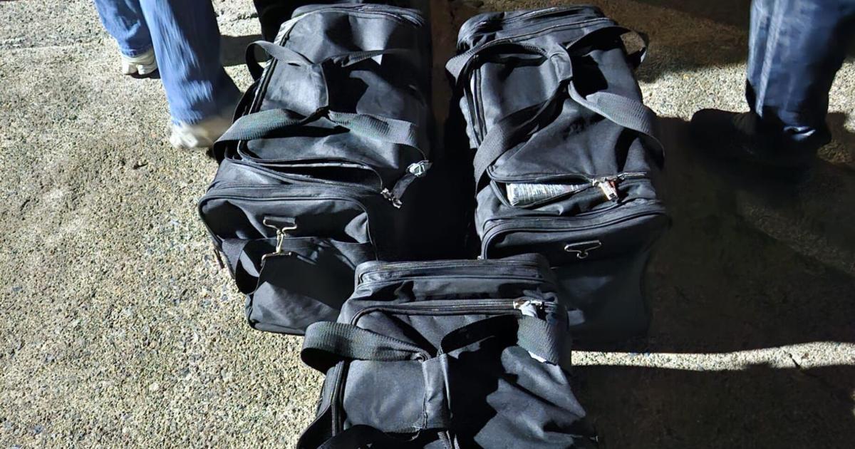 FOTOS: Policía ocupa 166 kilos de cocaína tras persecución en Fajardo