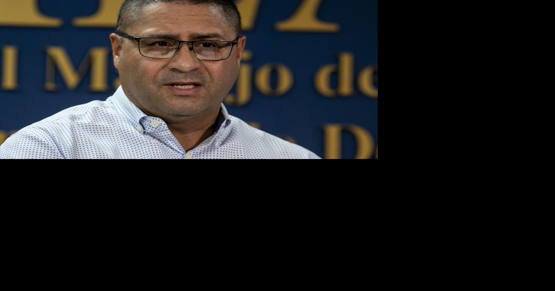 Exempleada acusa al alcalde de Naranjito de presunto hostigamiento sexual