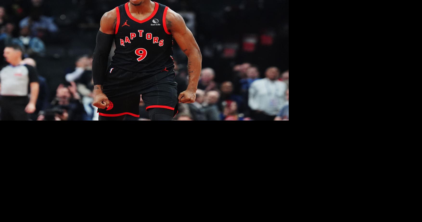 Barrett y Barnes anotan 33 puntos cada uno y Raptors vencen 126-104 a Cavaliers