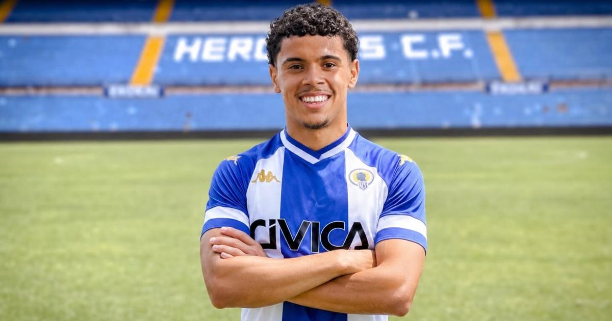 Futbolista puertorriqueño Ryan Basabe ficha con el Juvenil A del Hércules CF de España