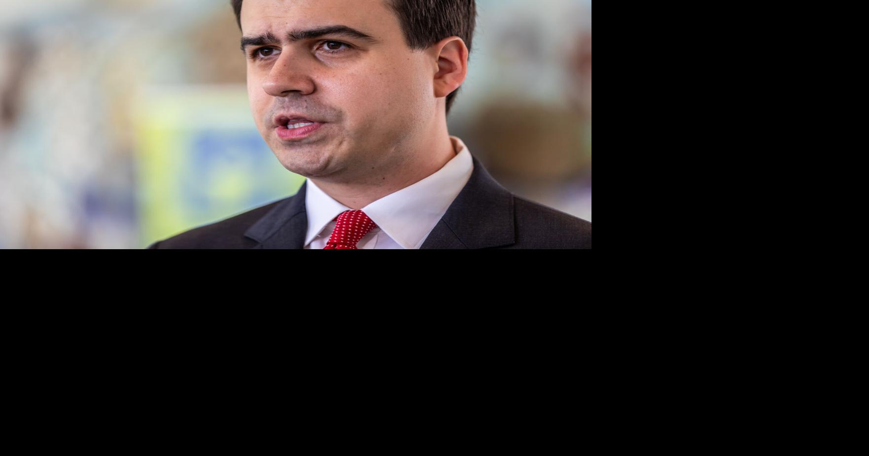 El líder popular destacó prioridades como salud, energía y fondos federales