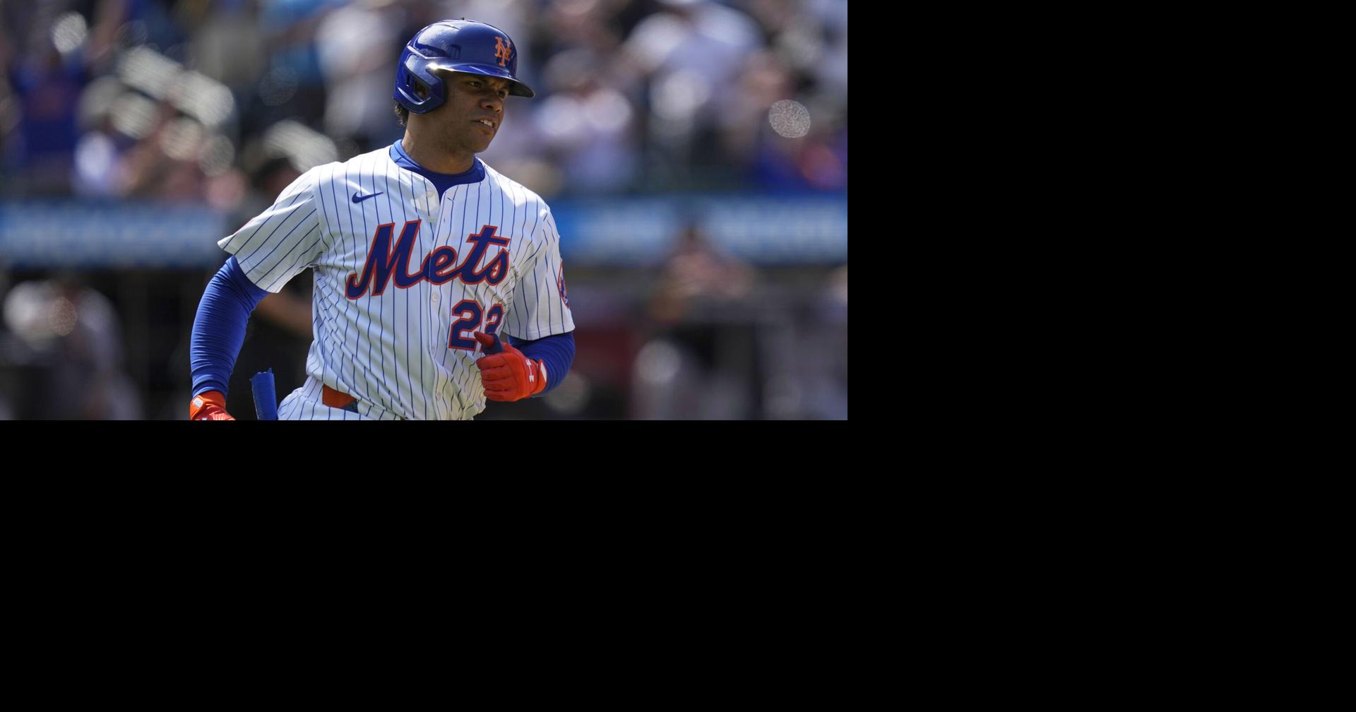 Juan Soto sale del juego tras golpearse el pie derecho, pero se descarta fractura