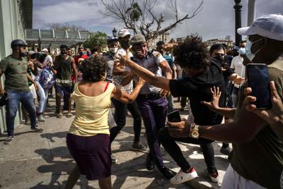 A seis meses de las protestas, Cuba enjuicia a manifestantes