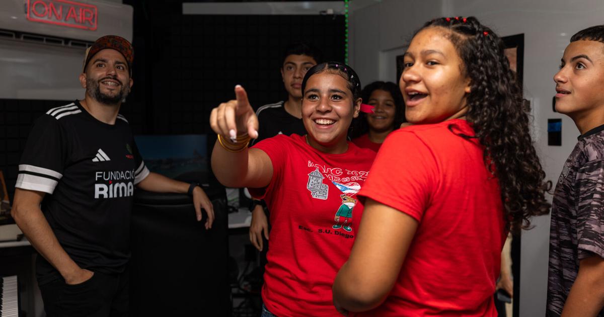 Fundación Rimas lanza academia móvil para acercar la industria musical a jóvenes en comunidades