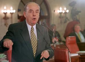 Imagen del artículo de El Vocero: Figuras del PPD lamentan la muerte del exsenador Eudaldo Báez Galib y destacan su legado legislativo