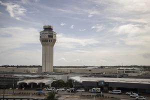 ¿Podría afectar al Aeropuerto Luis Muñoz Marín la reducción de vuelos anunciada por la FAA?