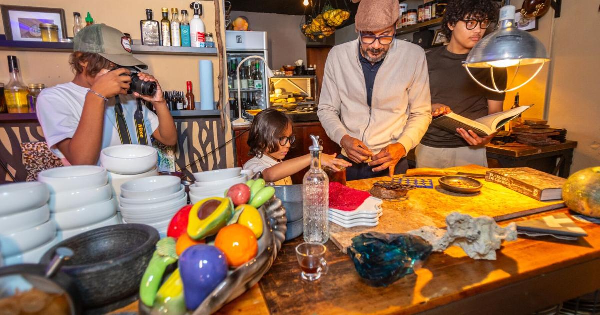Chef Carlos Portela integró familia y gastronomía bajo el mismo techo en Orujo, Caguas