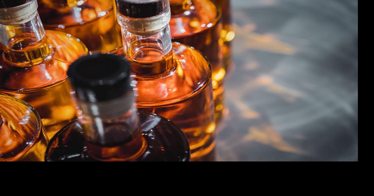 Ladrones roban más de 100 botellas de licor en hotel de Río Grande