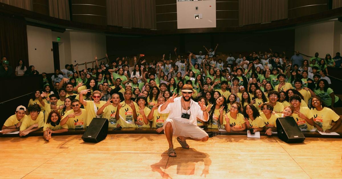 Fundación Good Bunny anuncia edición 2026 de "Un Verano Contigo" para 270 jóvenes