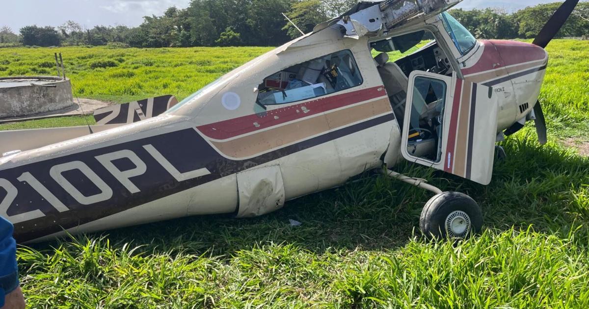 Avioneta aterriza de emergencia en finca de Loíza; dos ocupantes ilesos