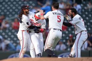 Imagen de la cobertura de: Víctor Caratini decide en entradas extras y los Twins superan a los Yankees