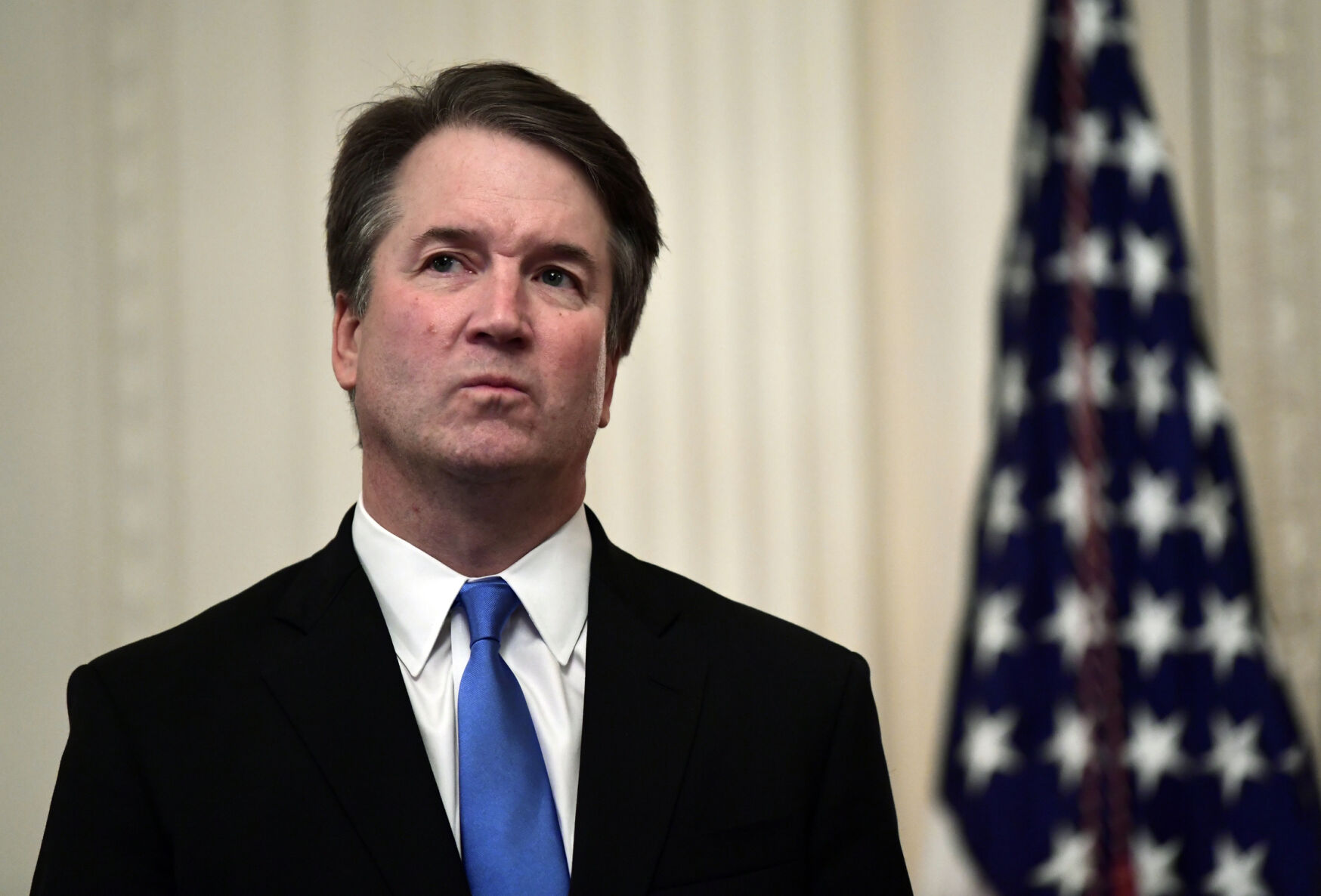 Demócratas cuestionan la pesquisa del FBI al juez de la Corte Suprema Kavanaugh - Vimarsana News