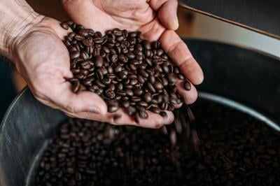 Agricultura incauta miles de empaques de café por diversas ilegalidades