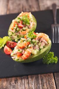 Con el aguacate de protagonista