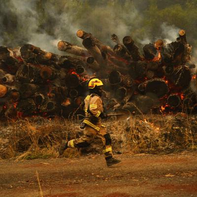 Chile continúa esfuerzos para controlar los incendios forestales
