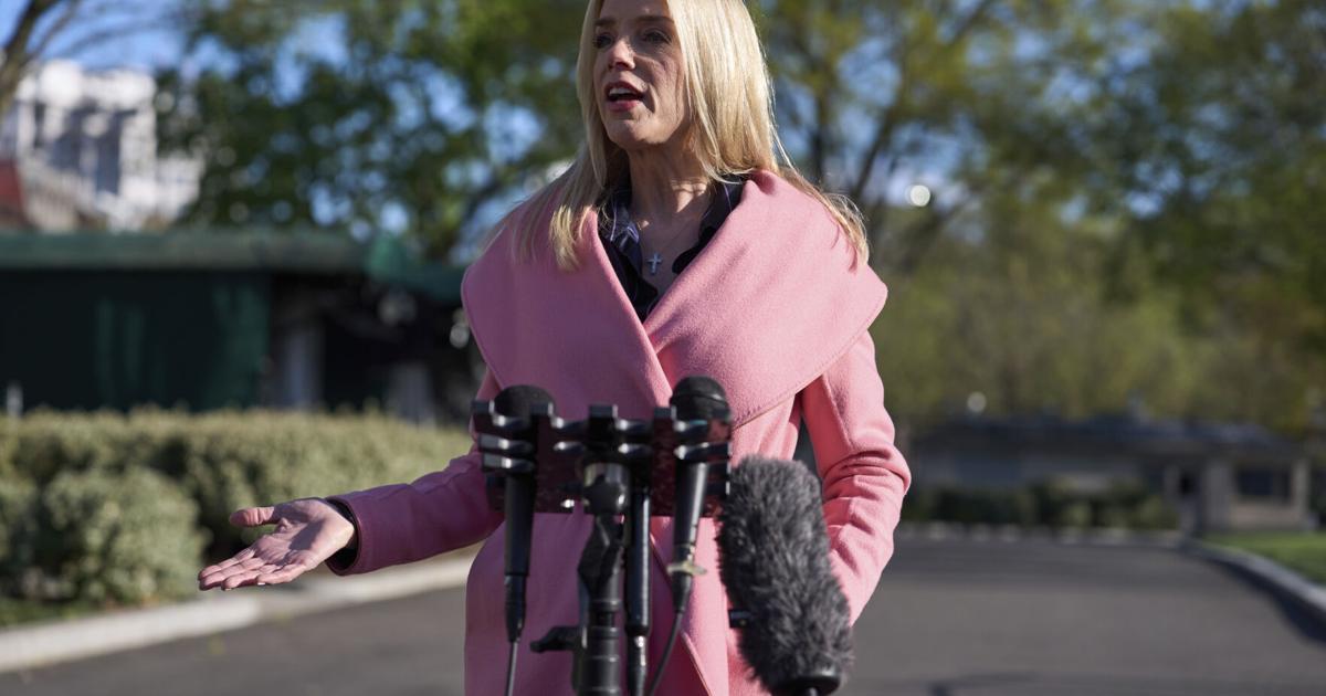 Bondi tuvo dificultades para procesar a los enemigos de Trump, ¿hará diferencia un nuevo fiscal general?