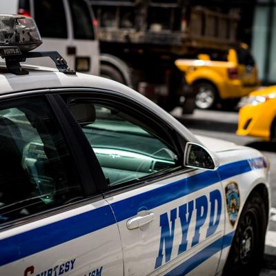 Un joven dispara contra dos policías en Nueva York y su tía alega que “es un buen muchacho”
