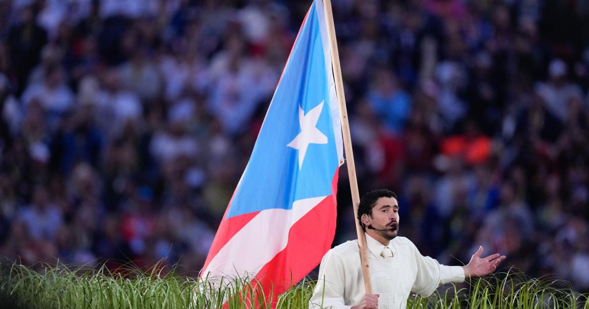 Alcalde de San Juan alimenta los rumores del concierto de Bad Bunny en el Hiram Bithorn