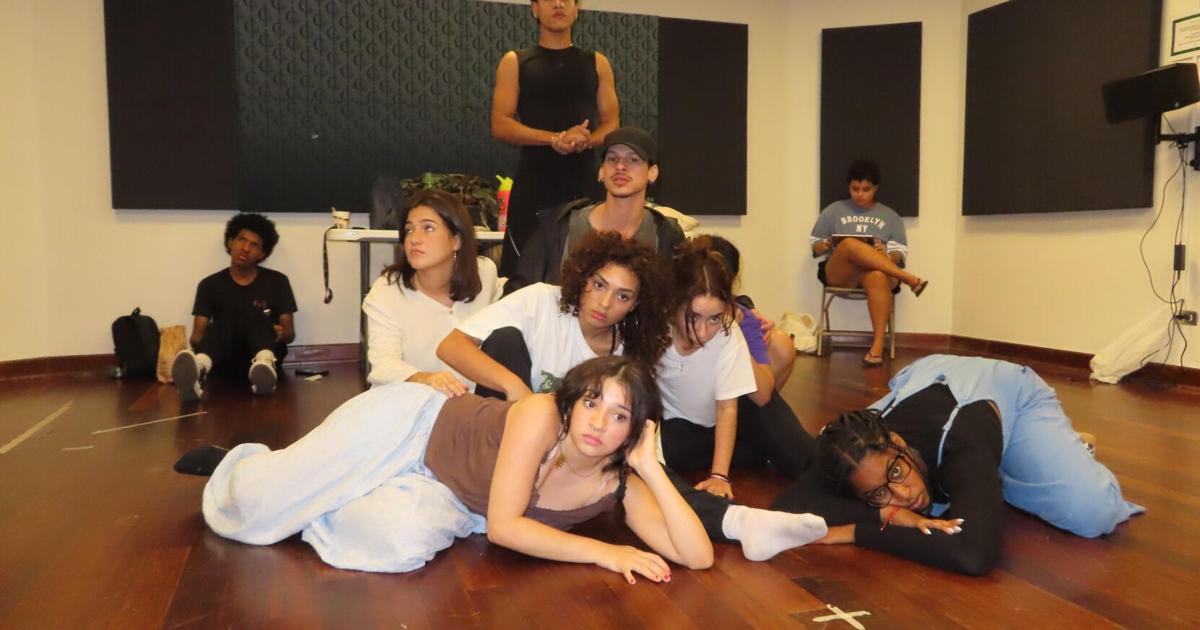Colectivo La Esencia estrena "Desde el corazón" en el Teatro Victoria Espinosa