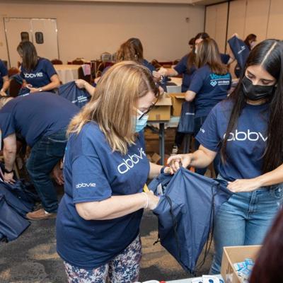 Los empleados de AbbVie de Puerto Rico ofrecen tiempo voluntario en la Semana de las Posibilidades