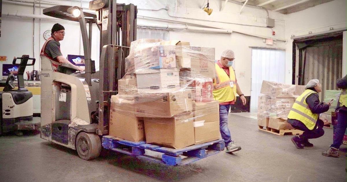 Puerto Rico envía 36 contenedores de ayuda humanitaria a Venezuela por vía marítima