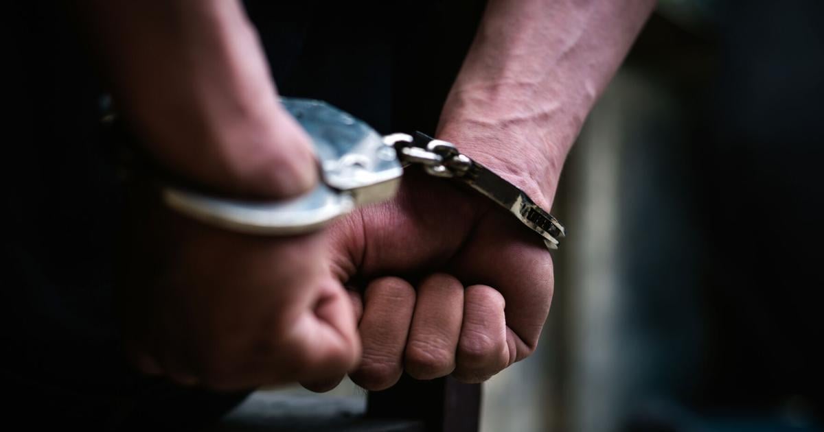 En Isabela: Arrestan a hombre por agredir a su vecino con una pala