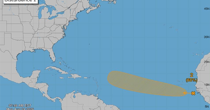 Vigilan dos zonas con potencial ciclónico mientras ondas tropicales cruzan el Caribe