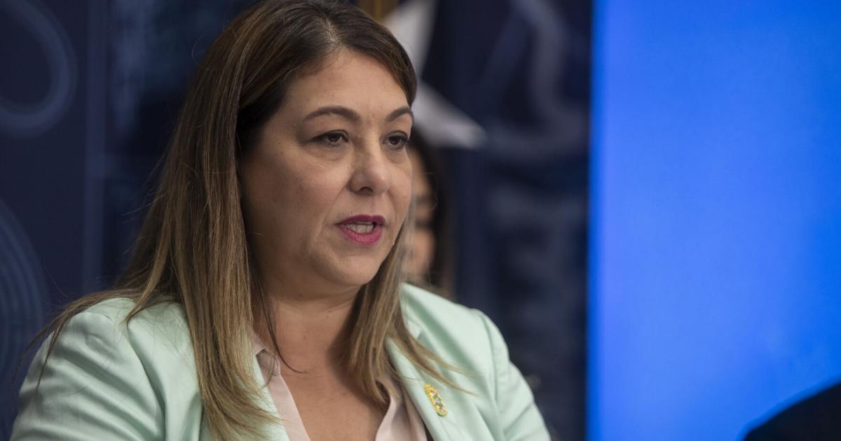 Gobierno sostiene que no le ha pedido la renuncia a la secretaria de la Familia