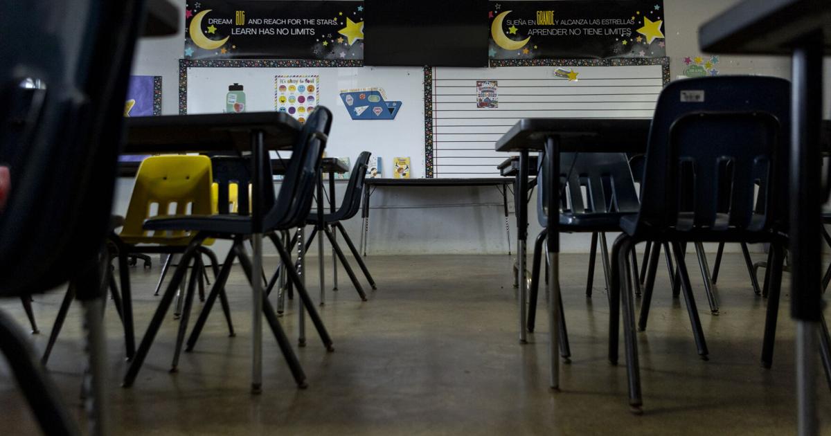 Educación se prepara para inicio de clases con racionamiento de agua que afectará ~200 escuelas