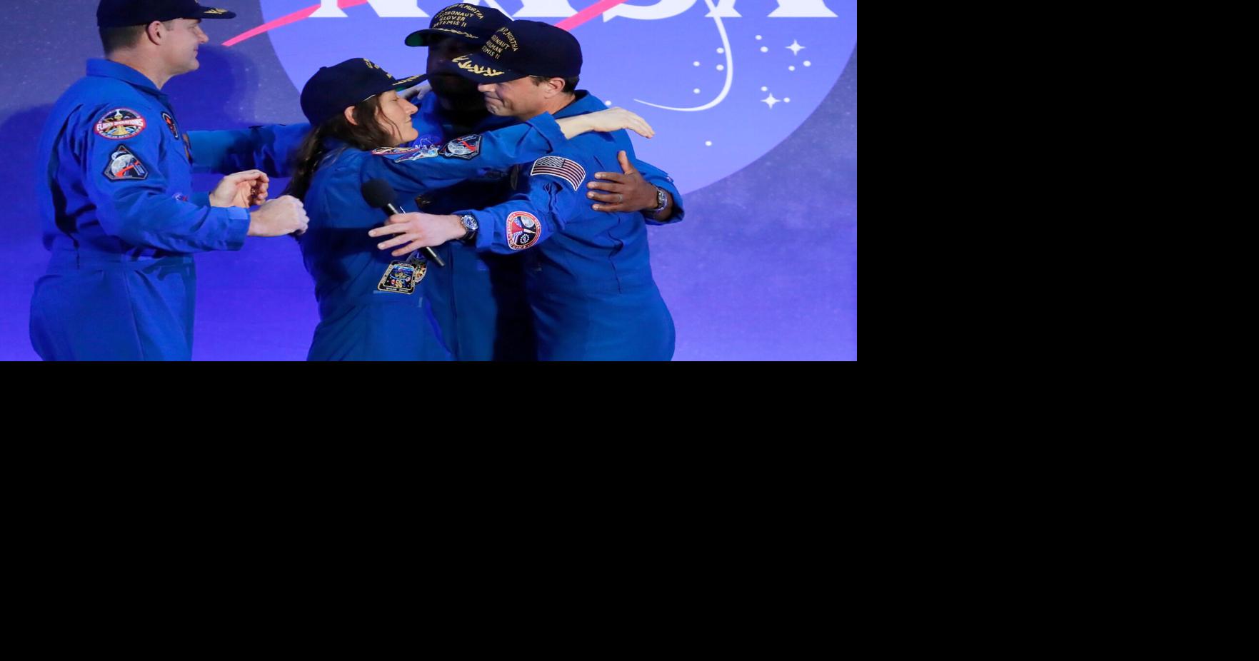 Los astronautas relatan la conexión única que forjaron durante su misión alrededor de la Luna.