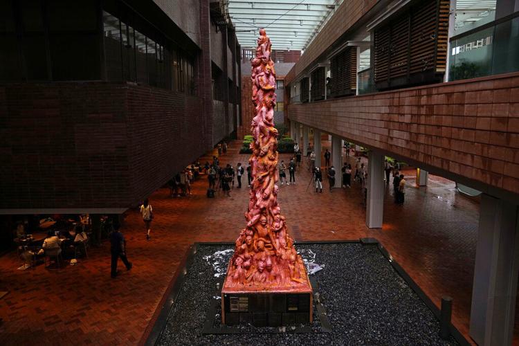 La Universidad de Hong Kong retira un monumento en memoria de las víctimas de Tianamen 61c4edcf10da1.image