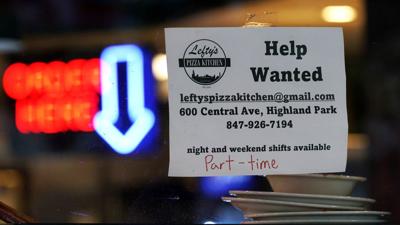 Suben ligeramente los pedidos de ayuda por desempleo en Estados Unidos