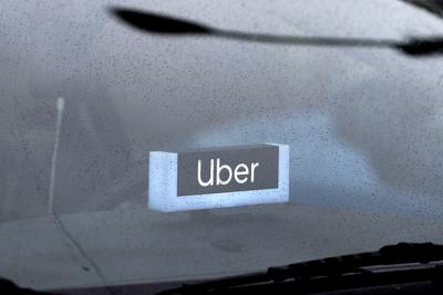 Conductor de Uber es víctima de asalto en Condado