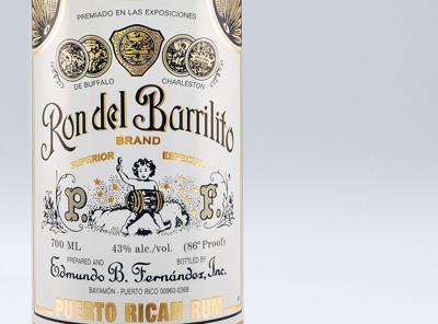 Regresa la tradición del corcho a las botellas de Ron Barrilito