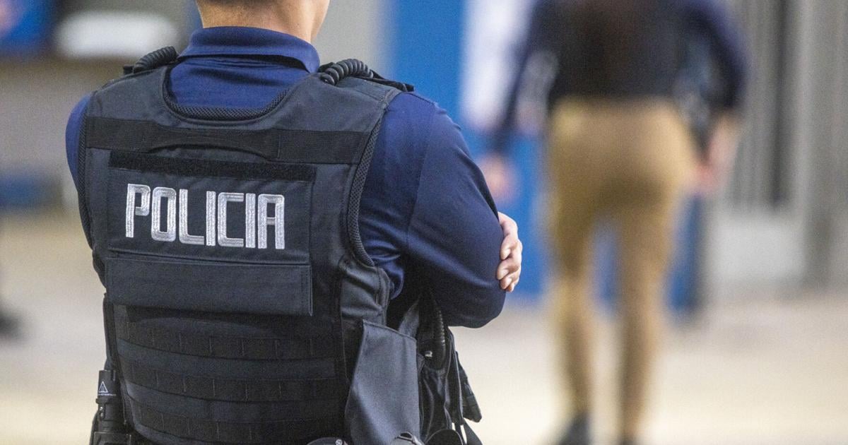 Rifles y “bastante droga”: más de 10 arrestados tras operativo policial en varios municipios