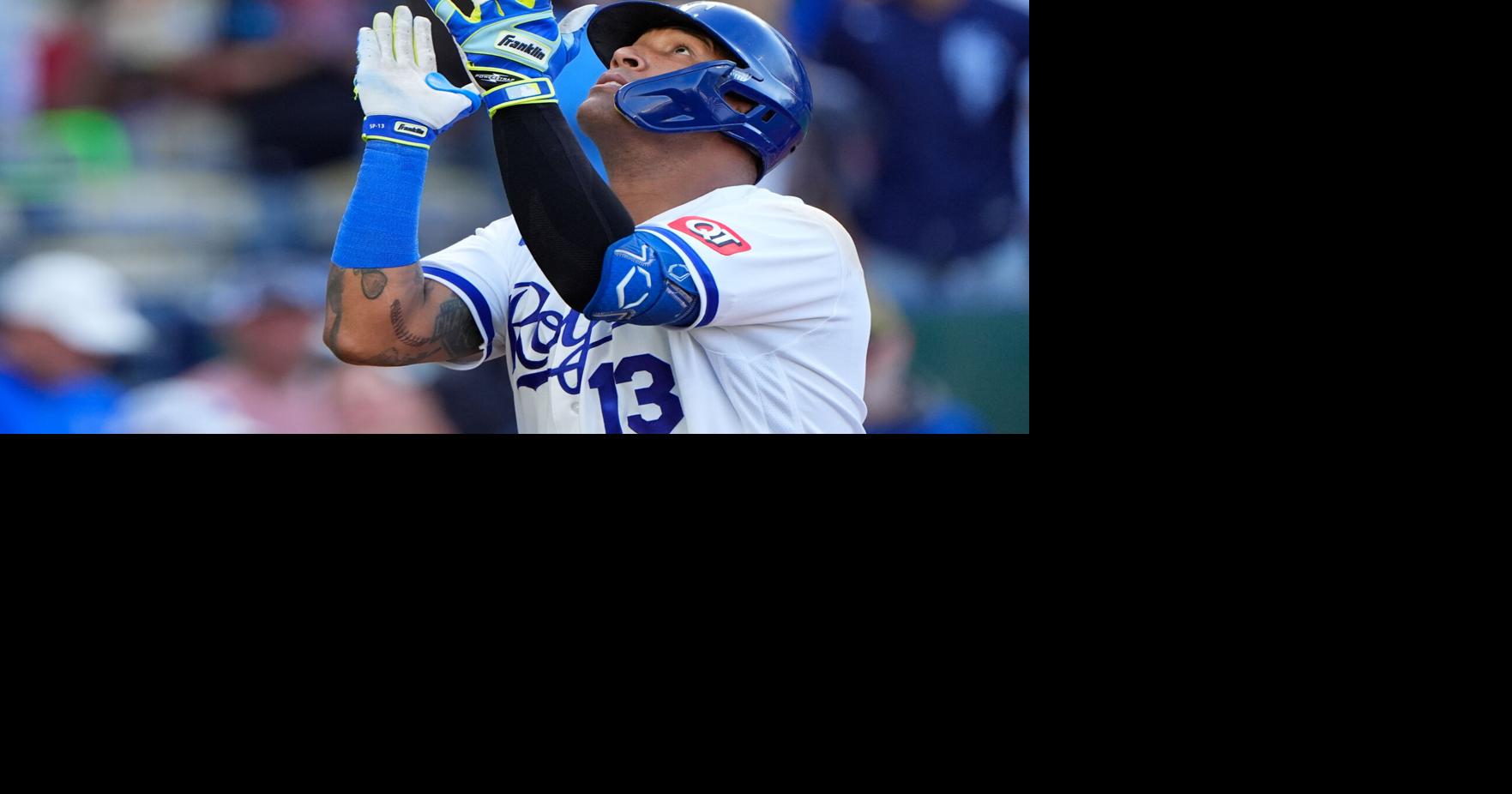 Salvador Pérez empata a Iván Rodríguez como receptor latino con más jonrones en la historia de la MLB