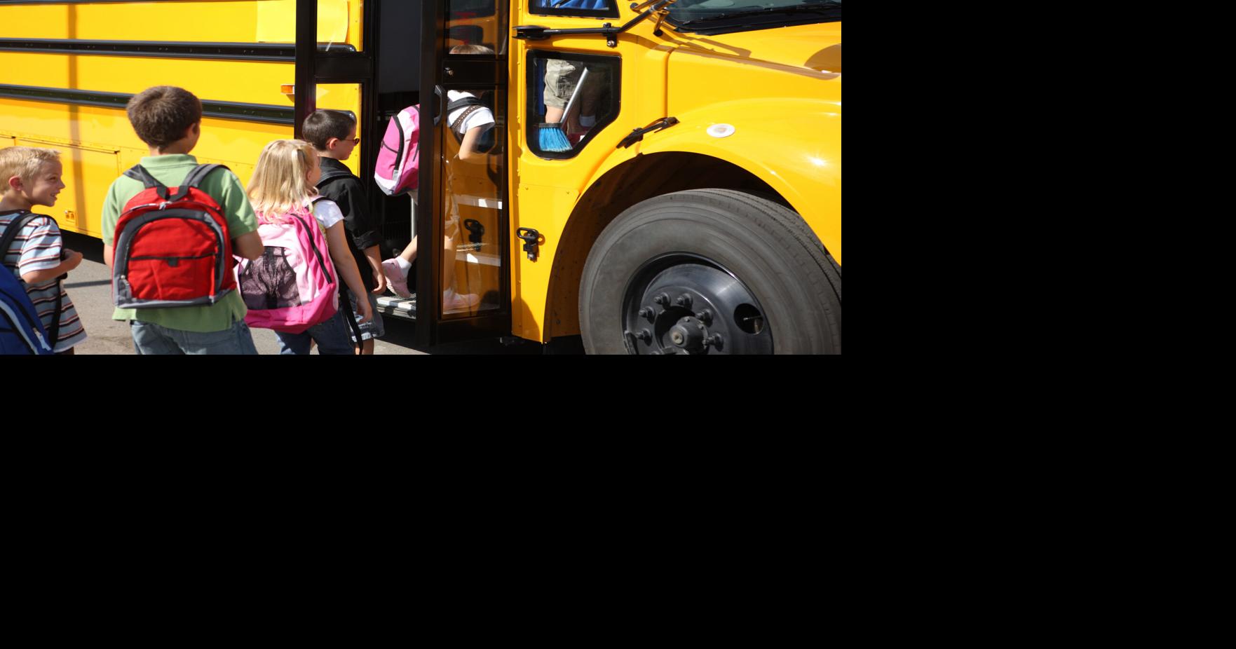 Departamento de Educación acuerda pago de $13 millones a transportistas escolares