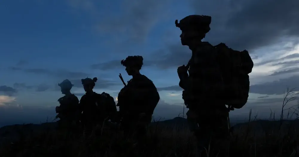 Marines de EE.UU. realizan ejercicios de fuego real con morteros en Salinas, Puerto Rico