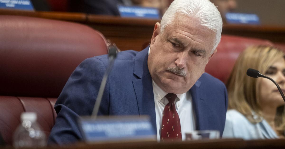En medio de tensiones, Rivera Schatz pone fecha a la revisión de permisos en el Senado