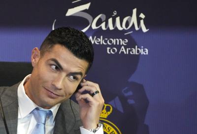 Cristiano Ronaldo se confunde de país en su presentación con Al Nassr