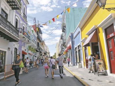 Turistas Viejo San Juan