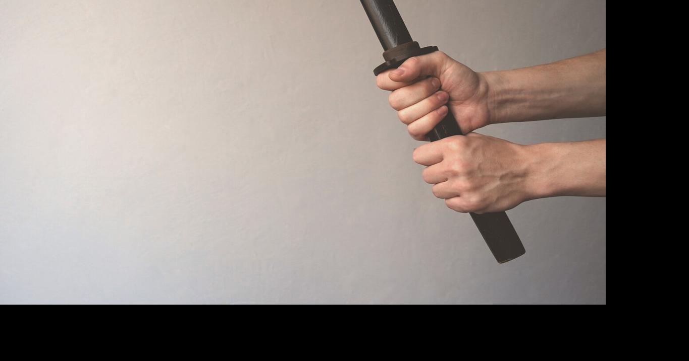 Cuatro hombres atacan con un tubo de aluminio a un hombre en Bayamón