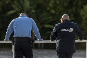 Imagen de la cobertura de: Mujer descubre a un enmascarado dentro de su apartamento en San Juan