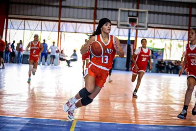 Ecedao y Adianez definirán hoy la cima del baloncesto escolar femenino