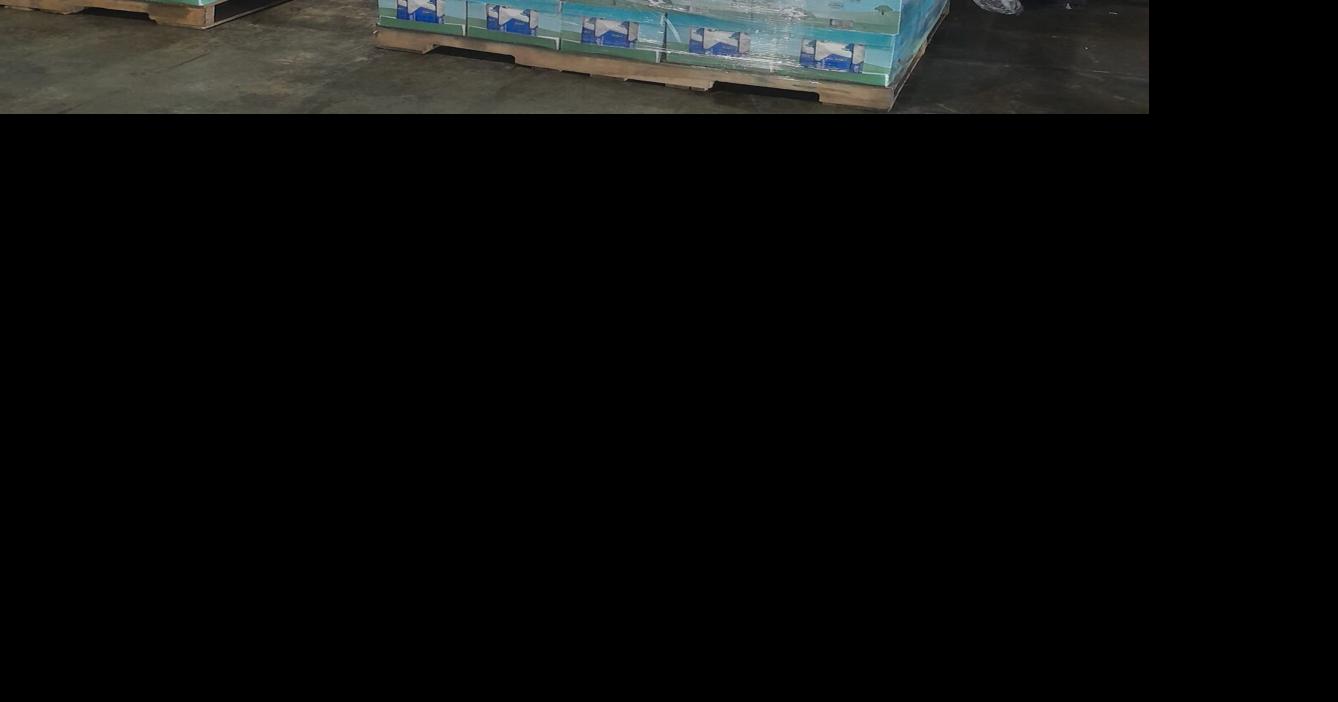Agricultura compra 200 paletas de leche UHT y las dona a organizaciones benéficas