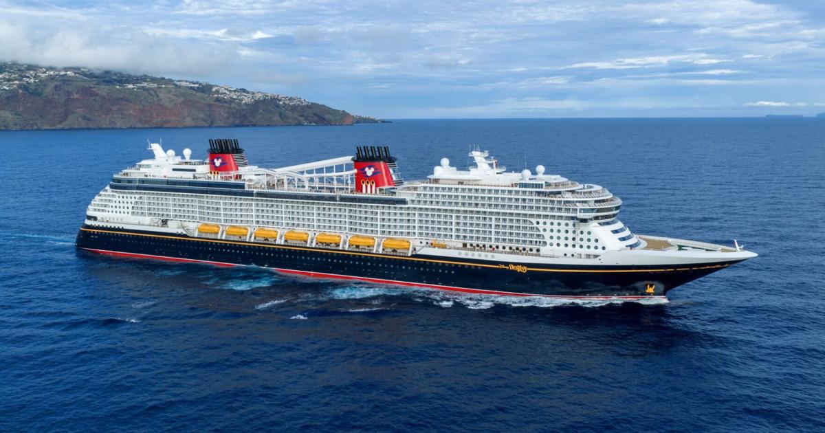 Disney Destiny llega por primera vez a San Juan con más de 3,400 pasajeros
