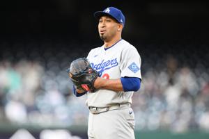 Imagen del artículo de El Vocero: Los Dodgers colocan nuevamente a Edwin "Sugar" Díaz en la lista de lesionados